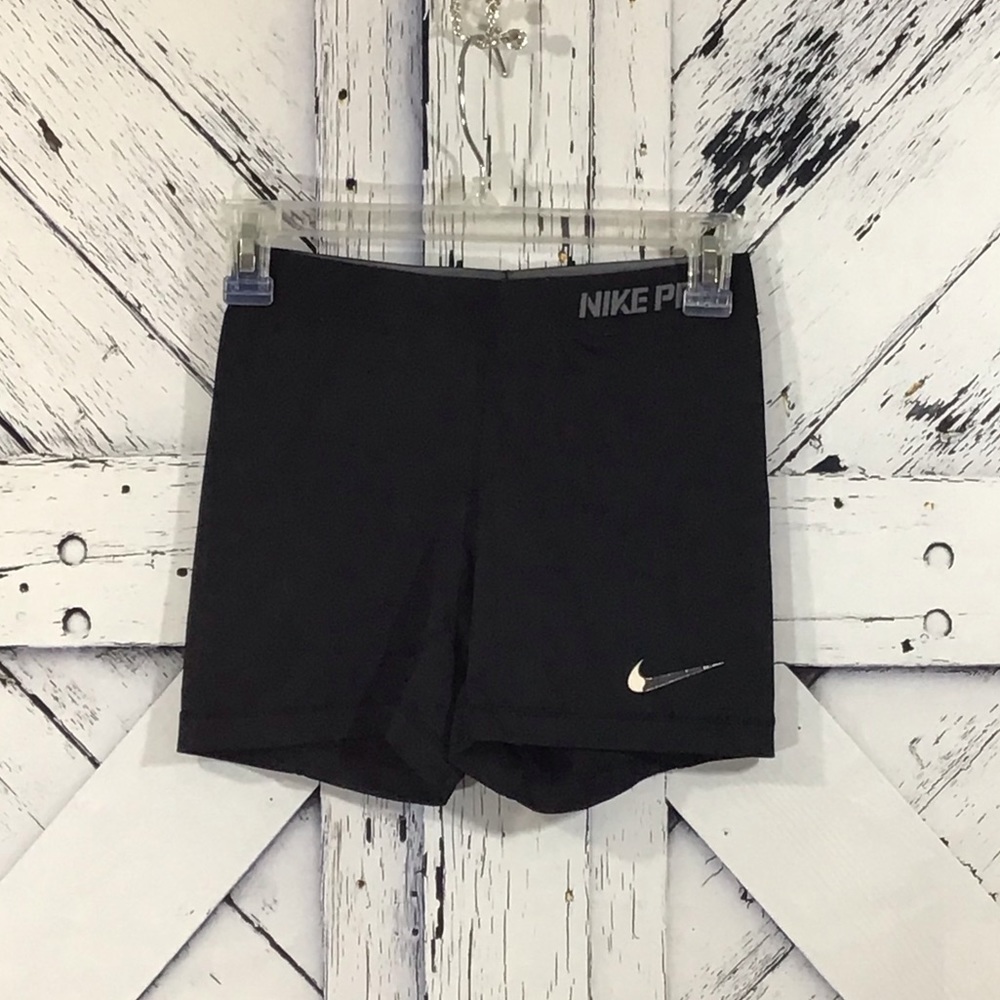 Nike Pro Compression Shorts 3” GUC - Picture 3 of 8